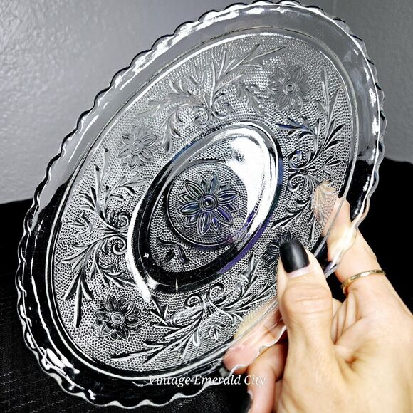 Vtg Glass Oval Serving Bowl USA Floral Dish Anchor Hocking Tiara Clear Sandwich - Picture 8 of 11
